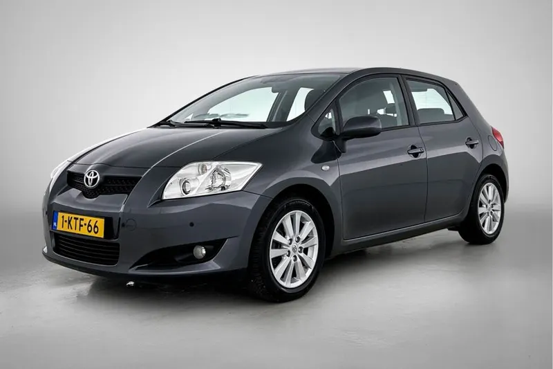Toyota Auris (2009)