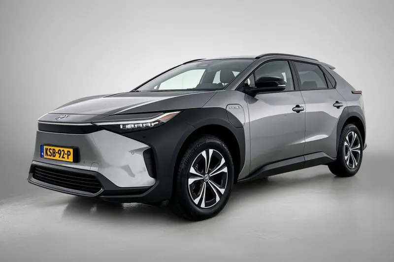Toyota bZ4X (2023)