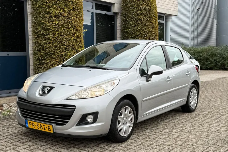 Peugeot 207 (2009)