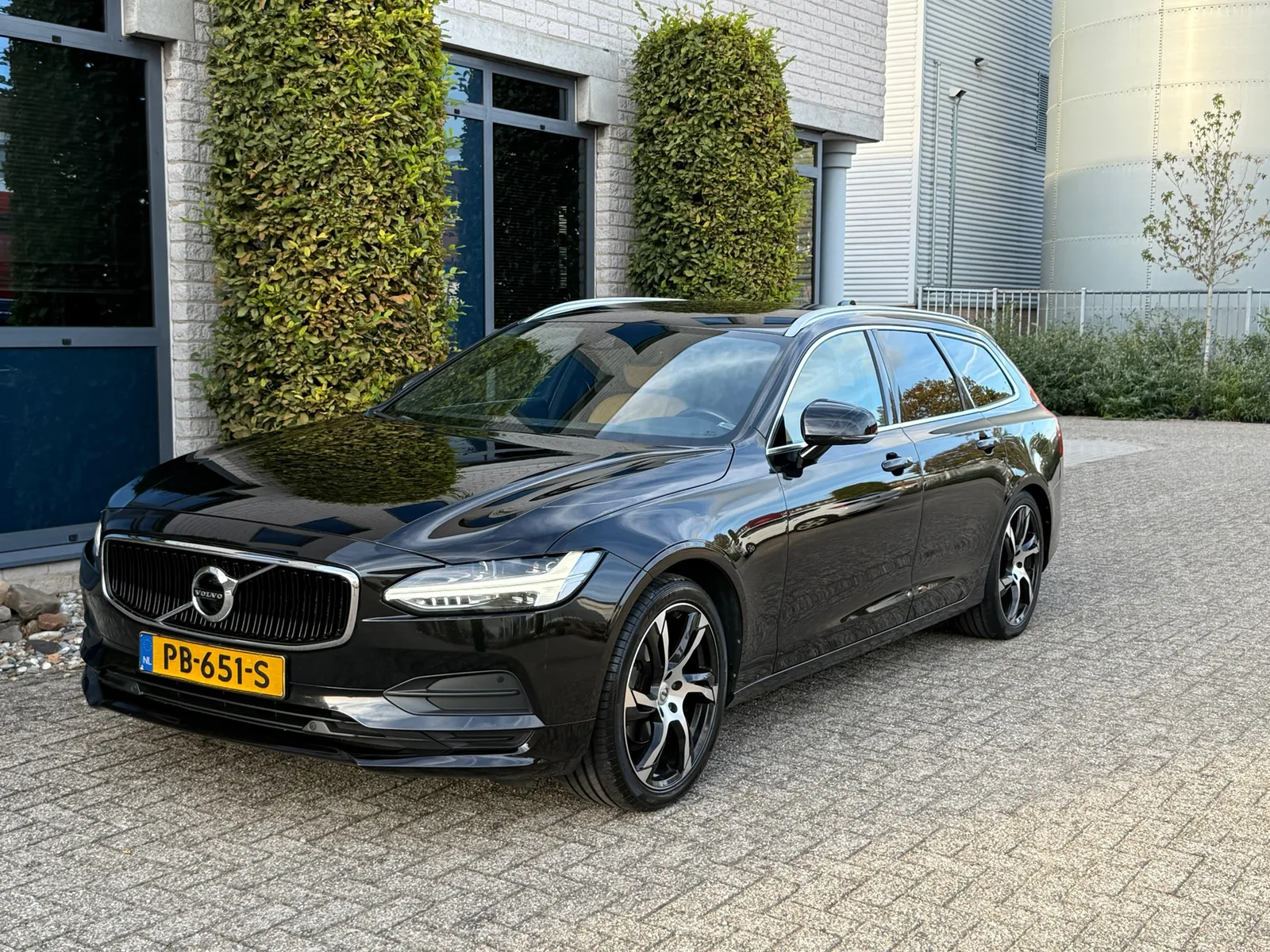 Volvo V90 (2017) — foto 1