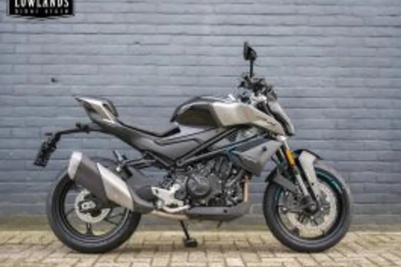 CFMoto 450NK (2026)