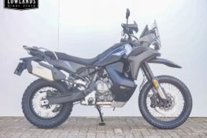 CFMoto 800 MT-X (2026)