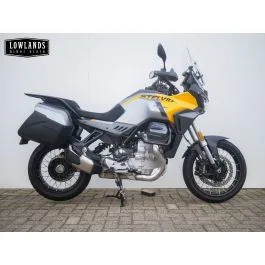 Moto Guzzi Stelvio 1000 (2024) — foto 1