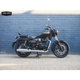 Royal Enfield METEOR STELLAR (2026) — foto 1