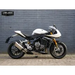 Triumph Speed Triple 1200 RR (2024) — foto 1