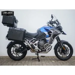 Triumph Tiger 1200 Explorer (2023) — foto 1