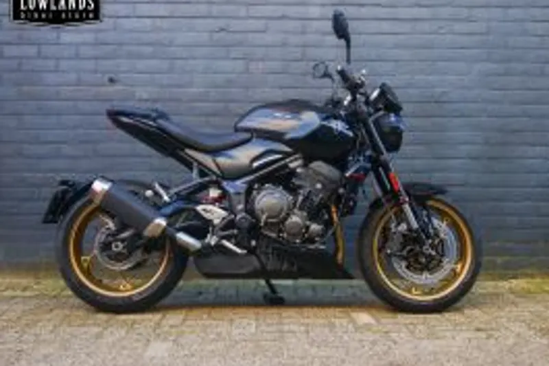 Triumph Trident 800 (2026)