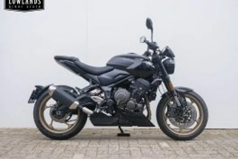 Triumph Trident 800 (2026)