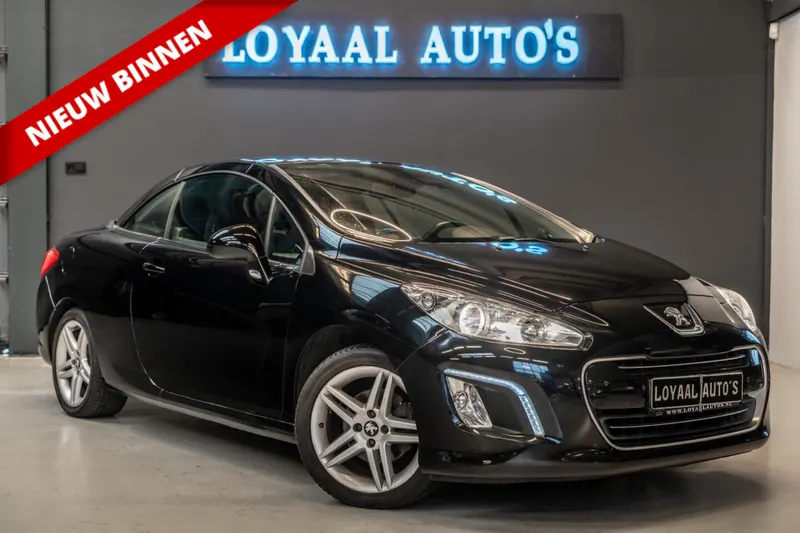 Peugeot 308 (2011)
