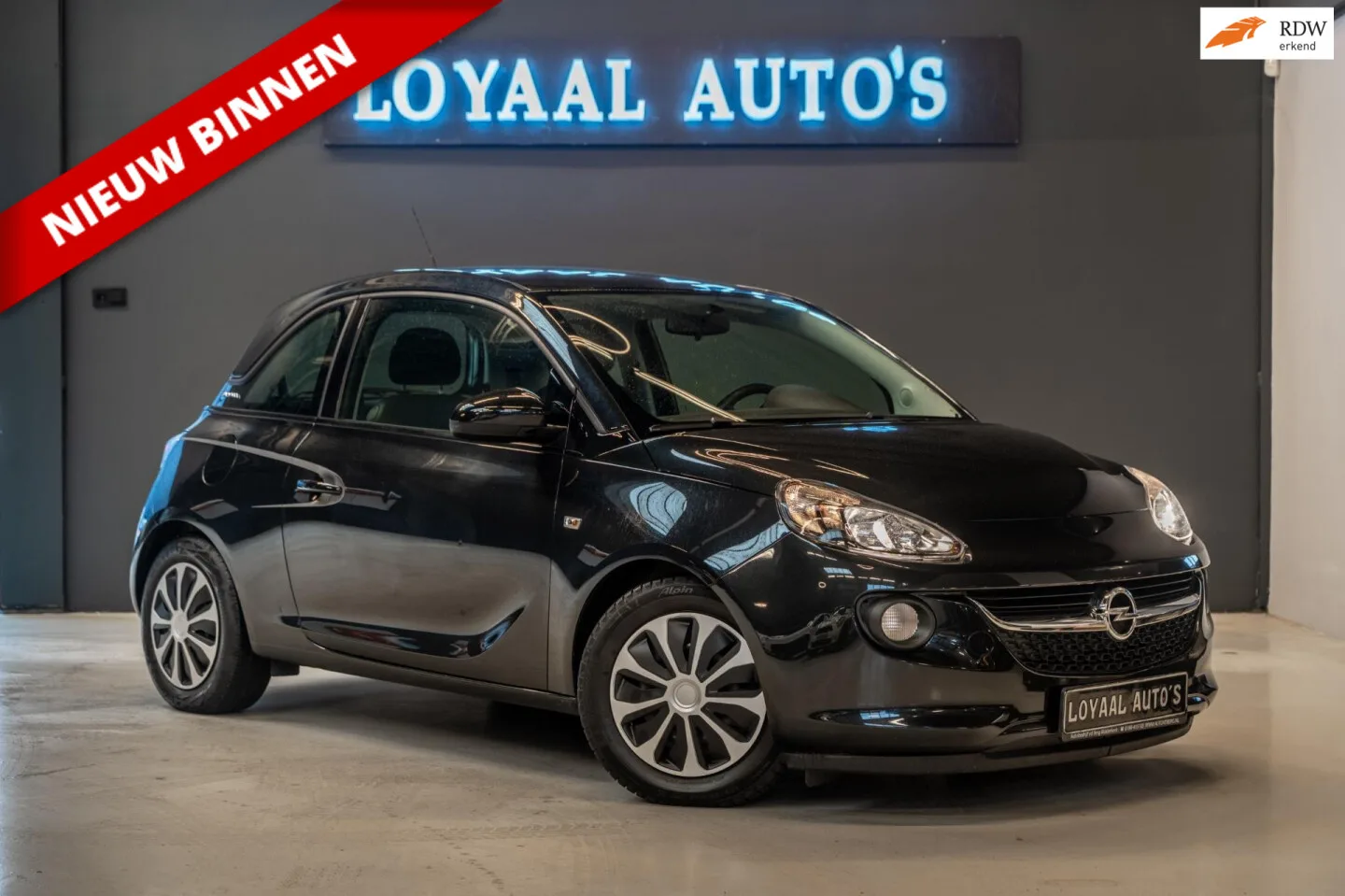 Opel Adam (2013) — foto 1