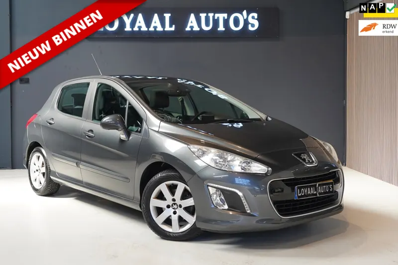 Peugeot 308 (2012)