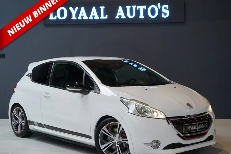 Peugeot 208 (2013)