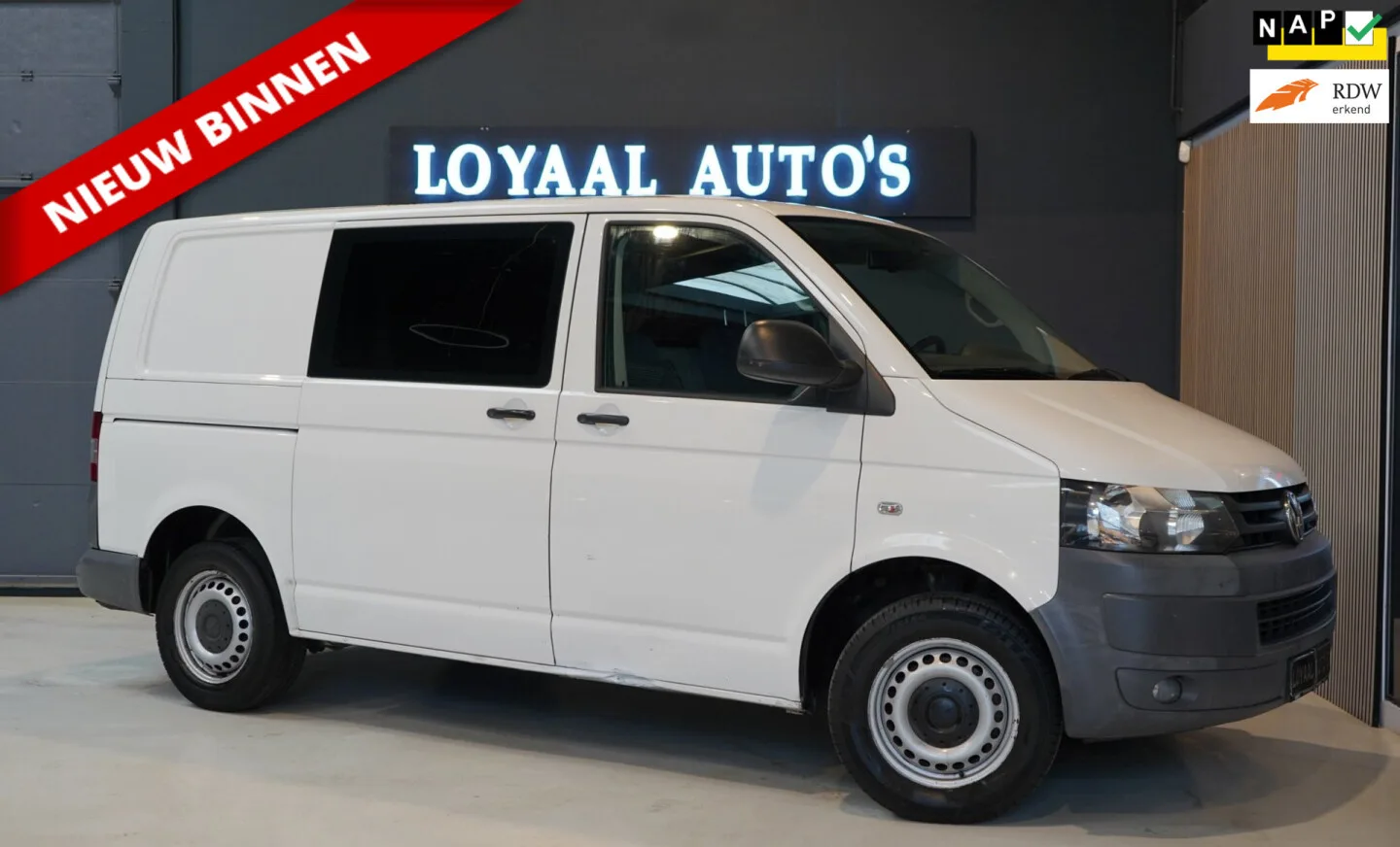 Volkswagen Transporter (2011) — foto 1