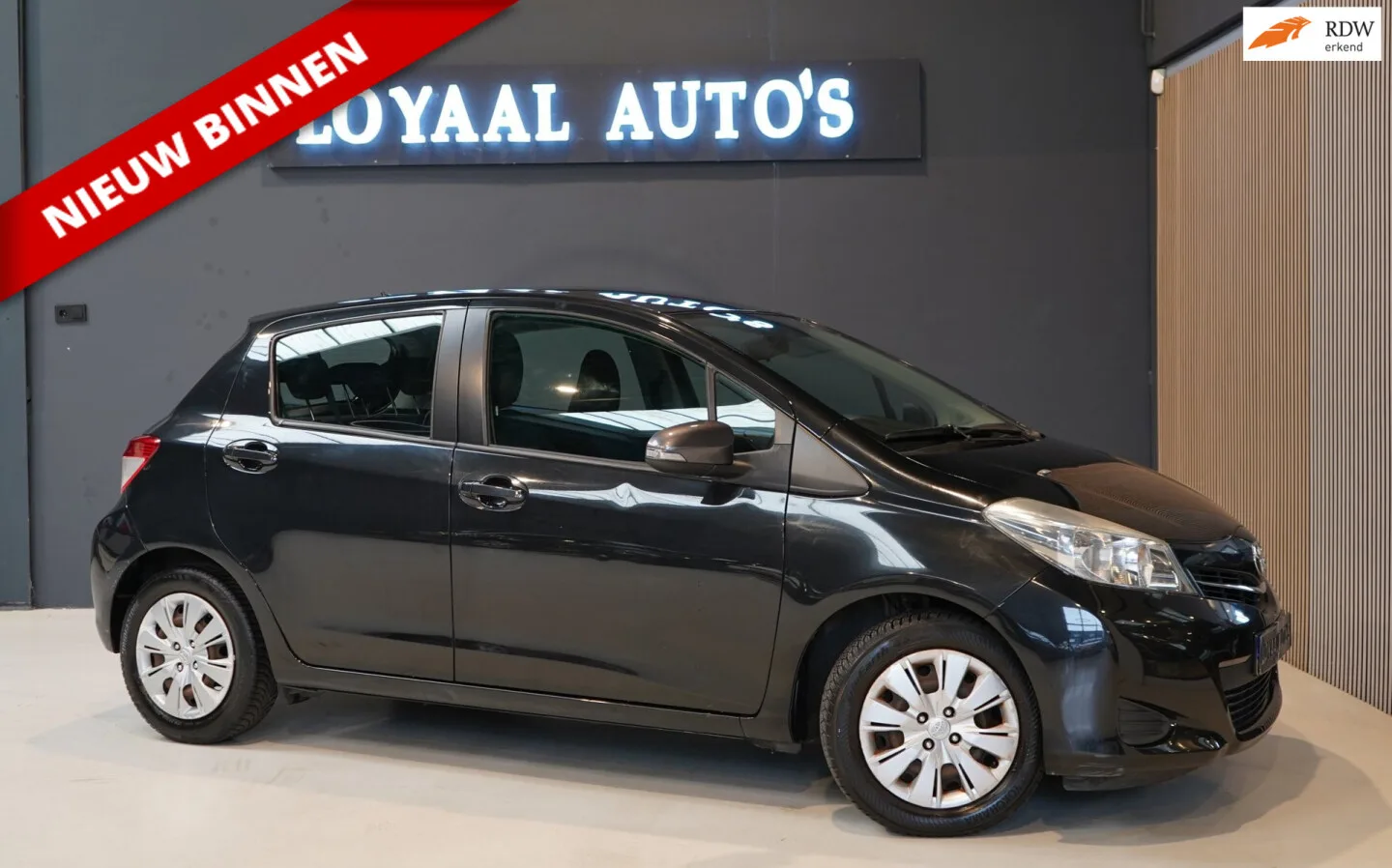Toyota Yaris (2011) — foto 1