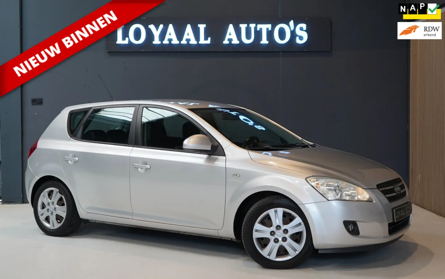 Kia Ceed (2009) — foto 1