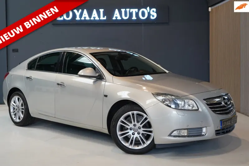 Opel Insignia (2011)