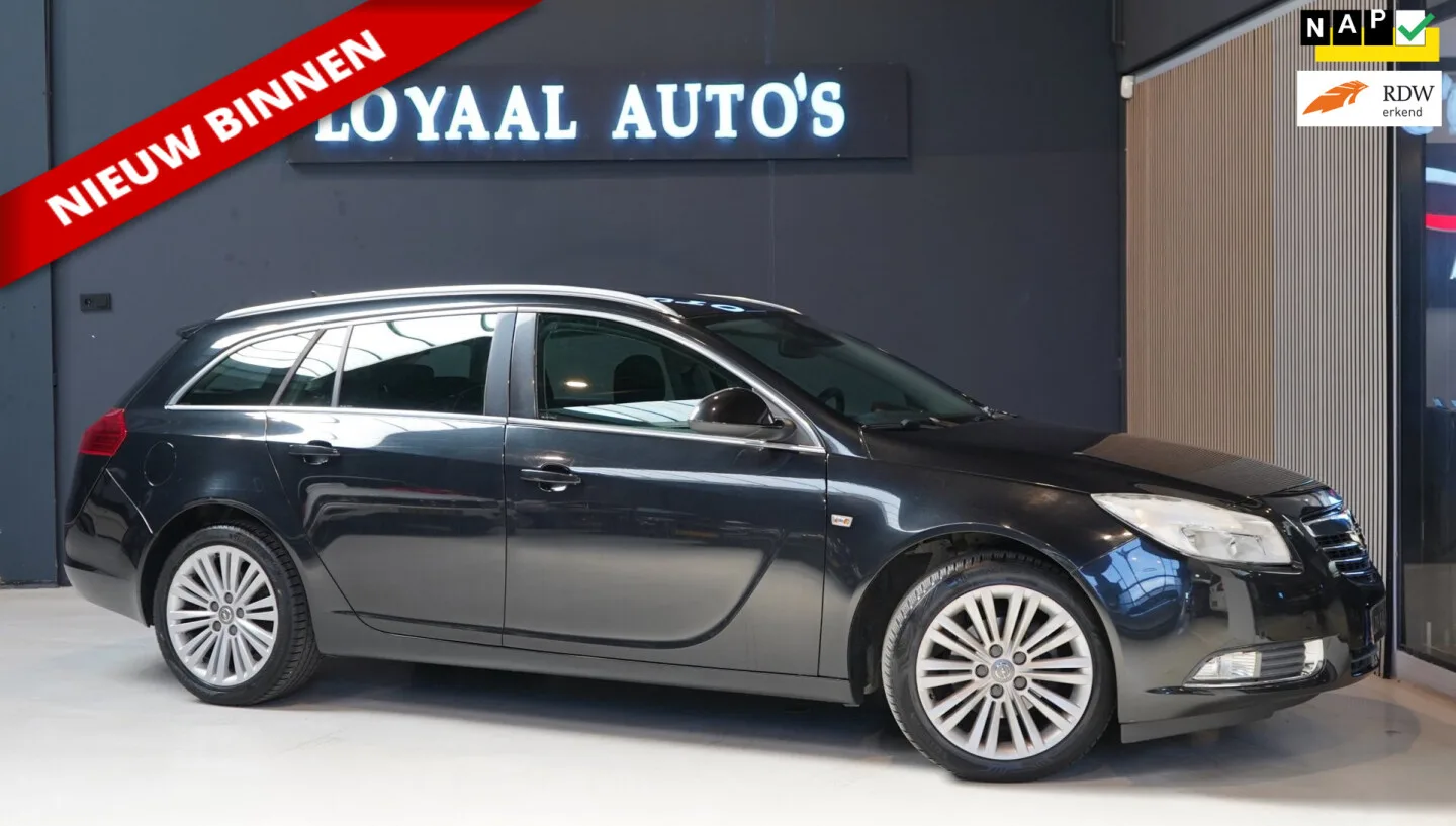 Opel Insignia (2012) — foto 1