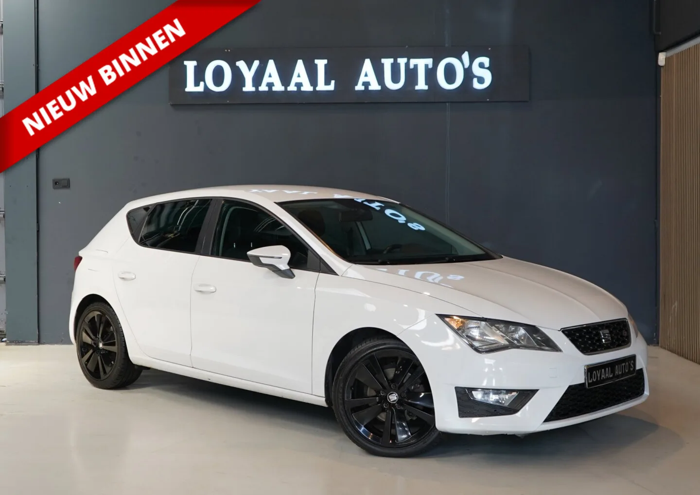 SEAT Leon (2014) — foto 1