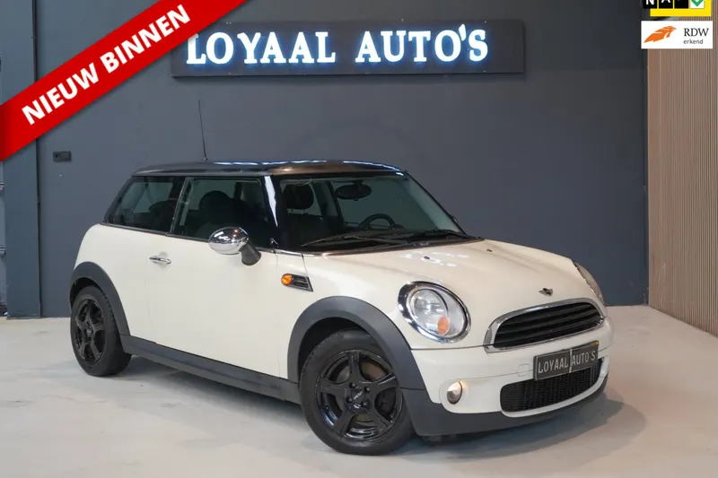 MINI One (2009)