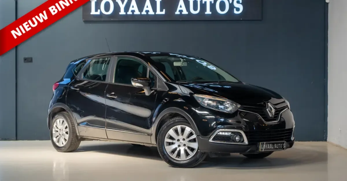 Renault Captur (2023) — foto 1
