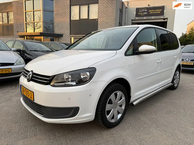 Volkswagen Touran (2012) — foto 1