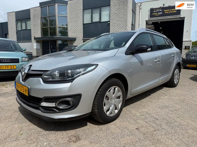 Renault Mégane (2015) — foto 1