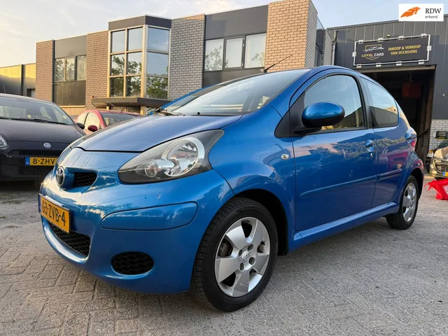 Toyota Aygo (2009) — foto 1
