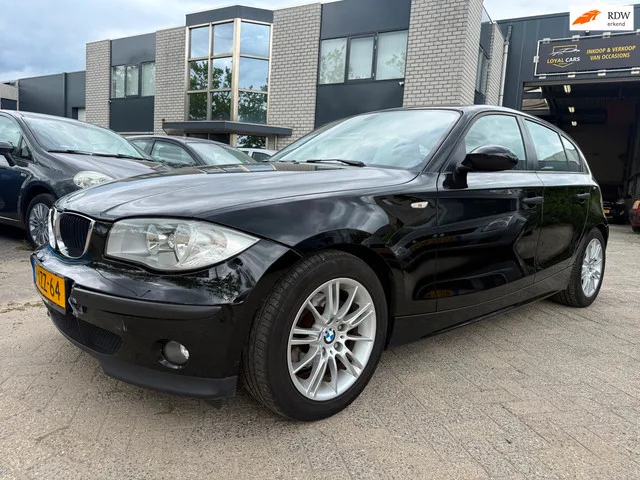 BMW 1-Serie (2005) — foto 1