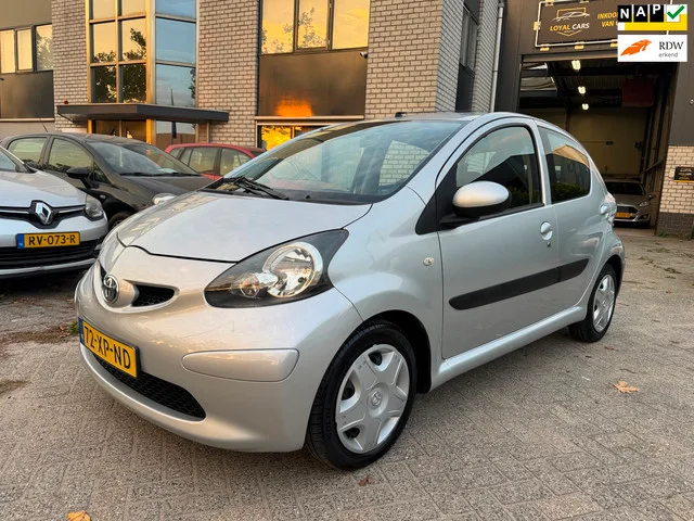 Toyota Aygo (2007) — foto 1