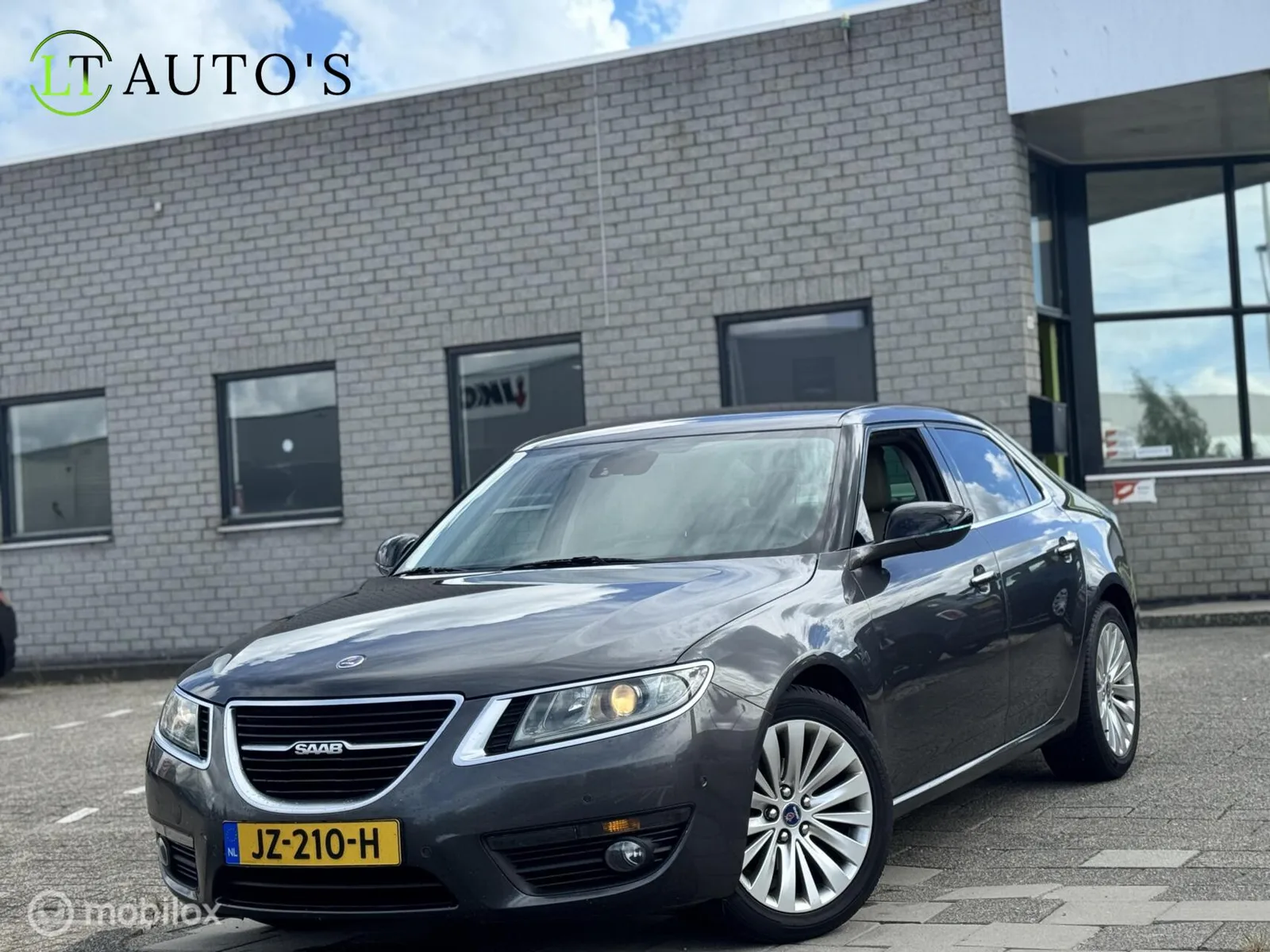Saab 9-5 (2011) — foto 1