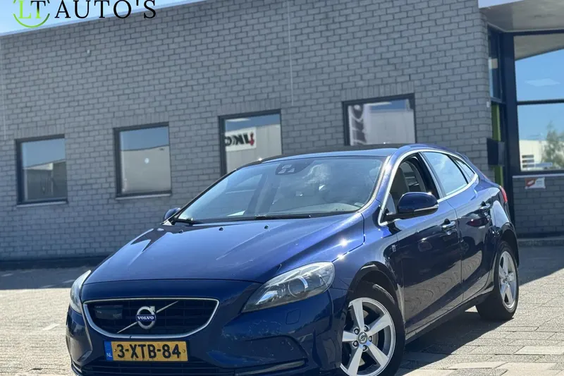Volvo V40 (2014)