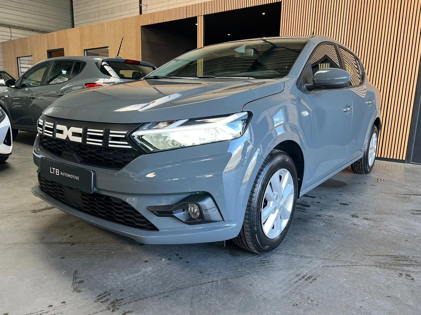 Dacia Sandero (2024) — foto 1