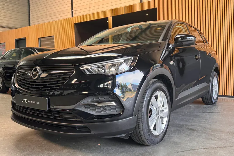 Opel Grandland (2019)