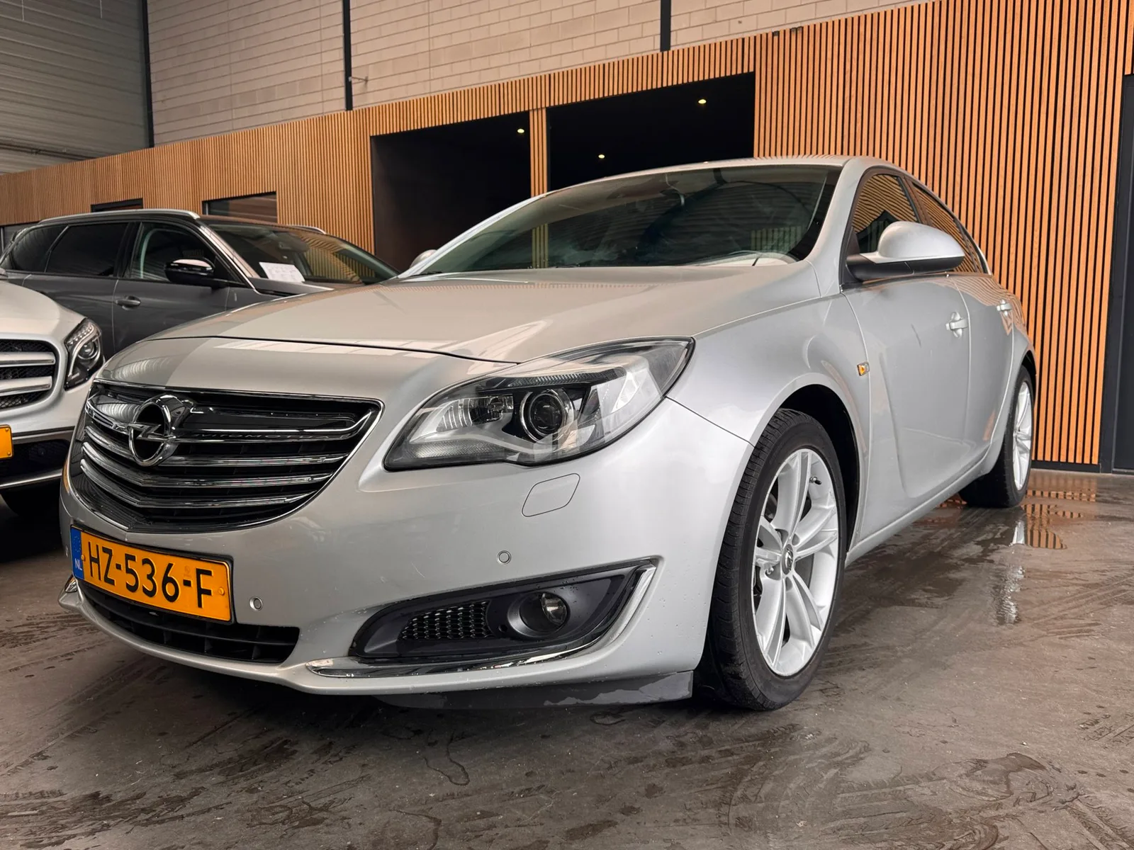 Opel Insignia (2016) — foto 1