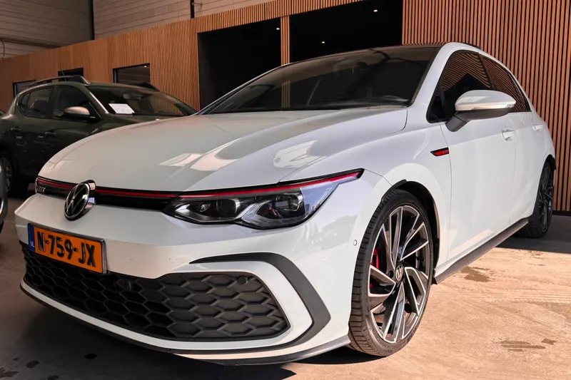 Volkswagen Golf (2021)