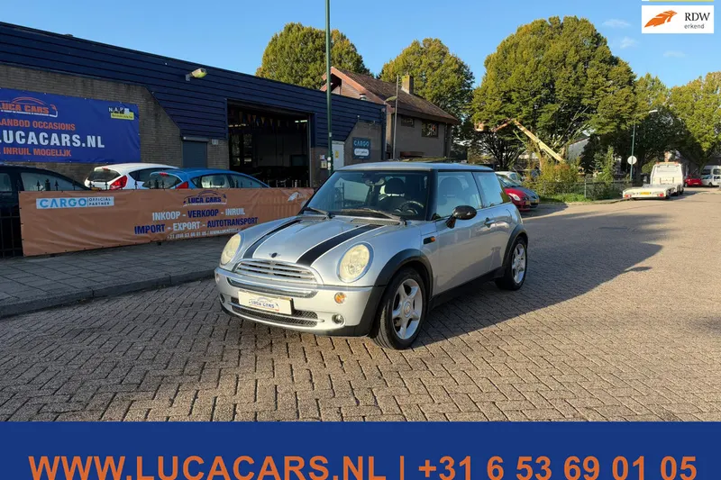 MINI One (2005)