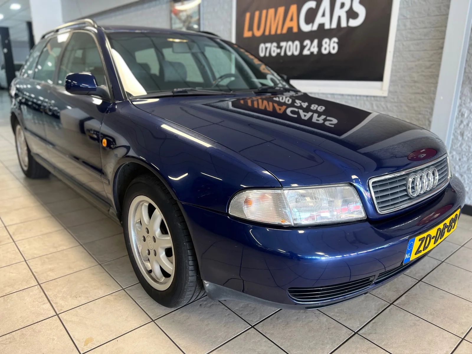 Audi A4 (1999) — foto 1