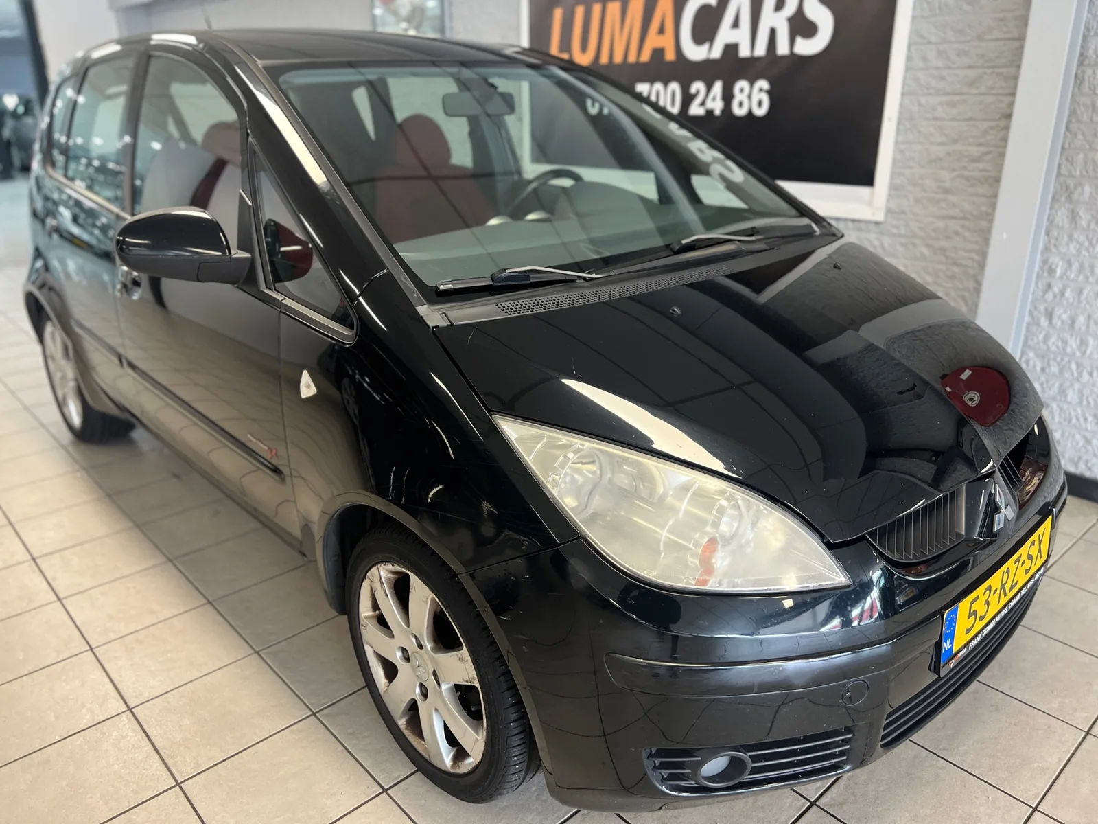 Mitsubishi Colt (2005) — foto 1