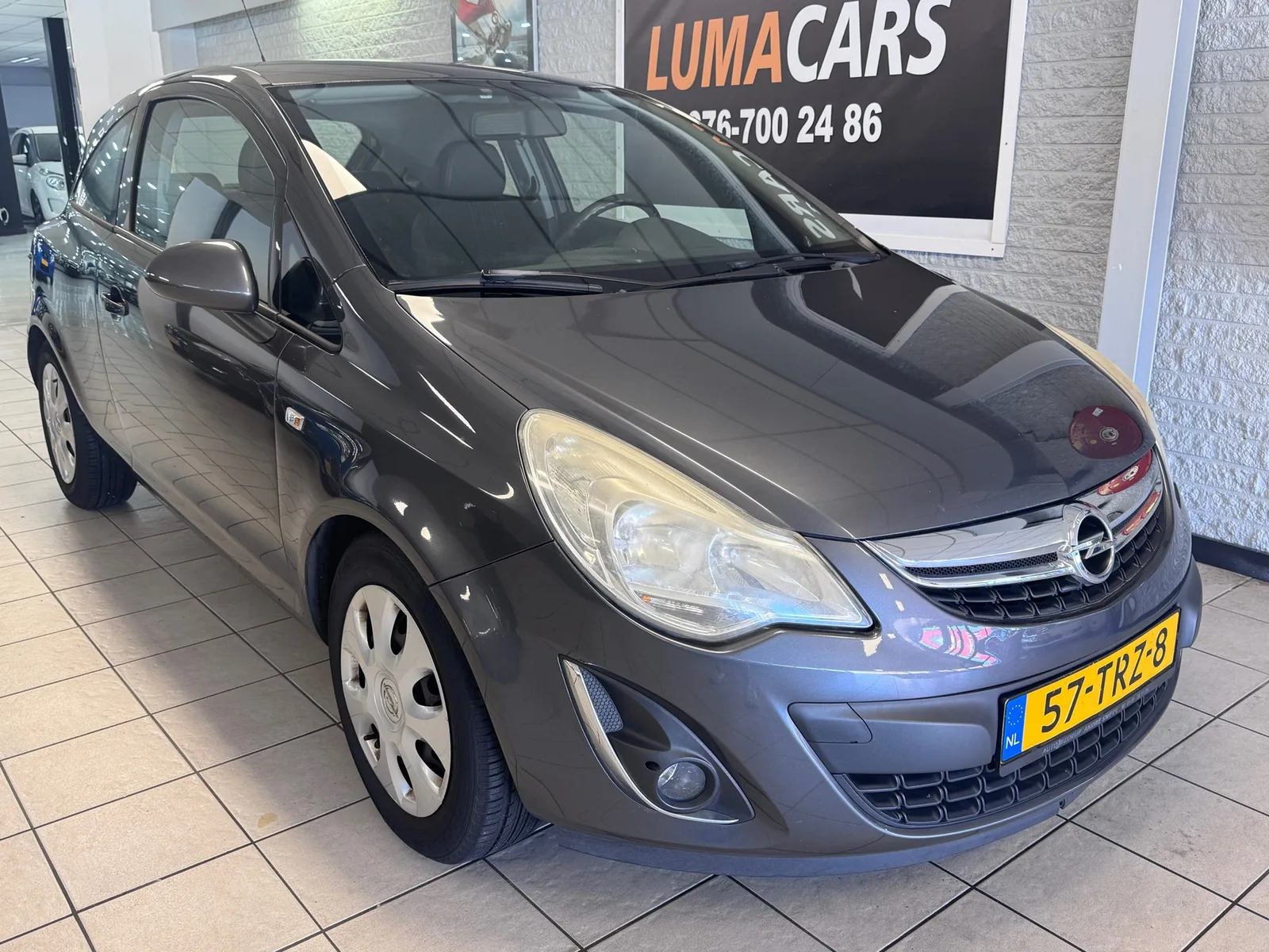 Opel Corsa (2012) — foto 1