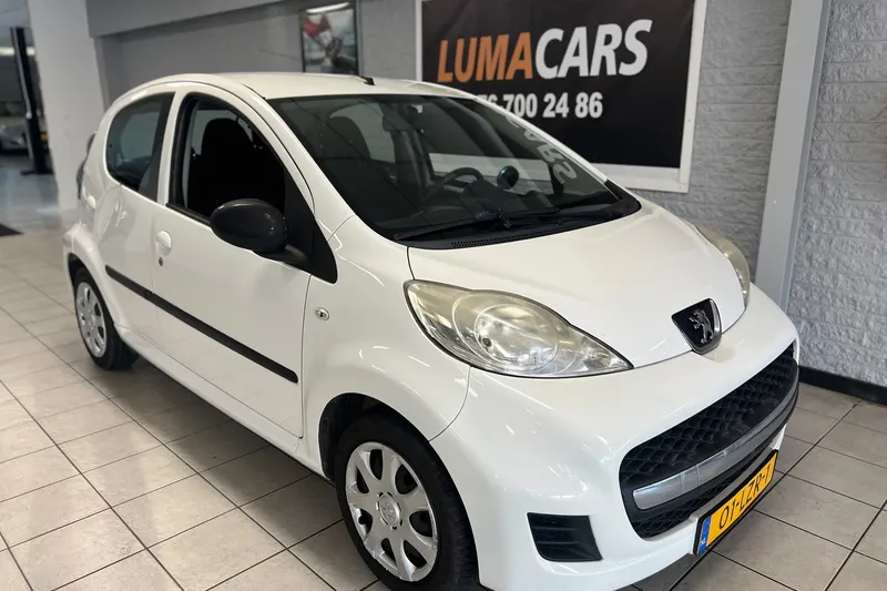 Peugeot 107 (2010)