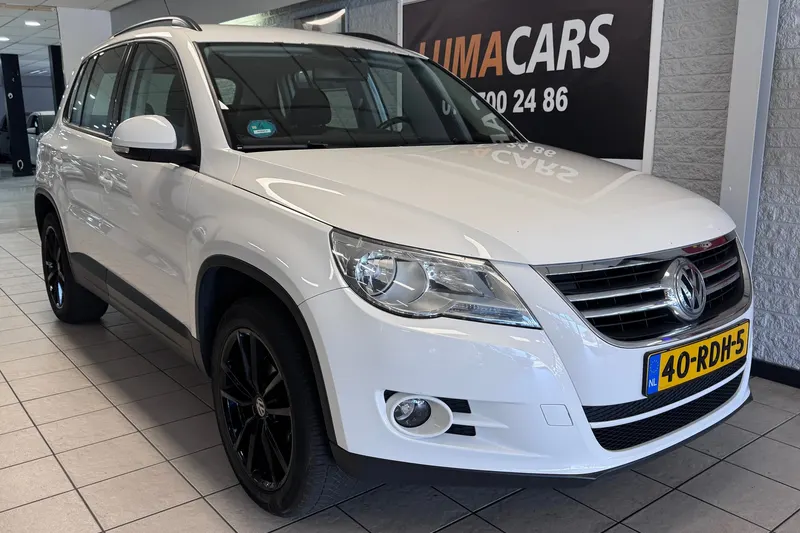 Volkswagen Tiguan (2011)