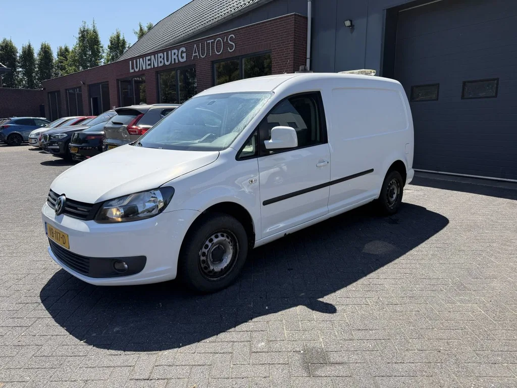 Volkswagen Caddy Maxi (2013) — foto 1