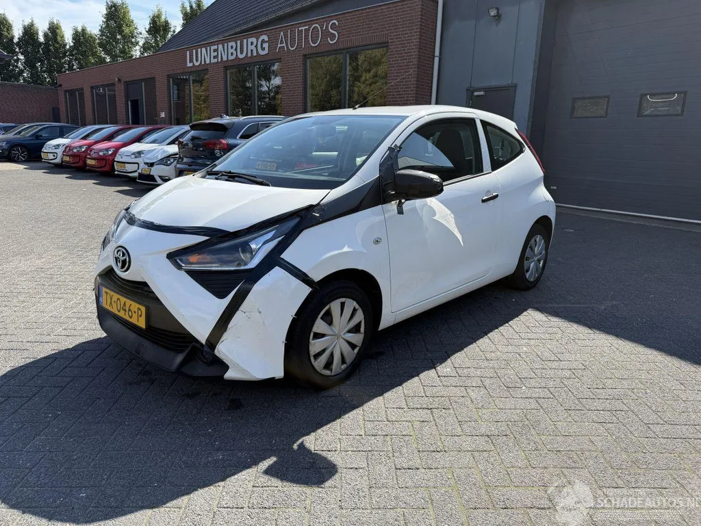 Toyota Aygo (2018) — foto 1