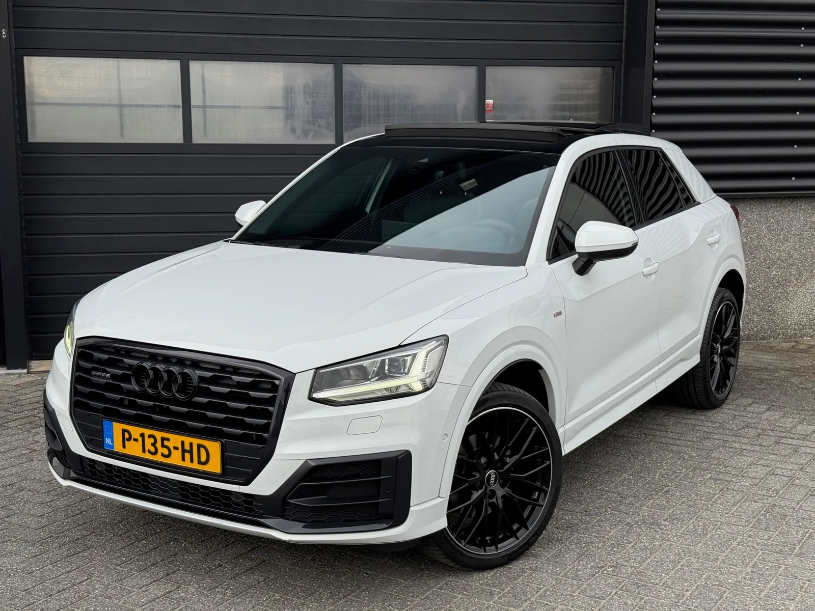 Audi Q2 (2018) — foto 1