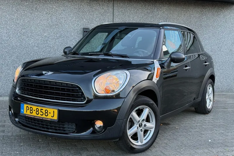 MINI Countryman (2011)