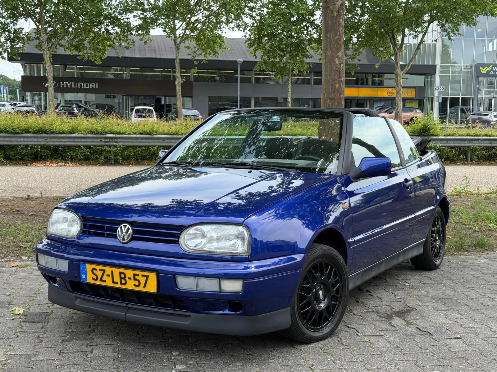 Volkswagen Golf (1998) — foto 1