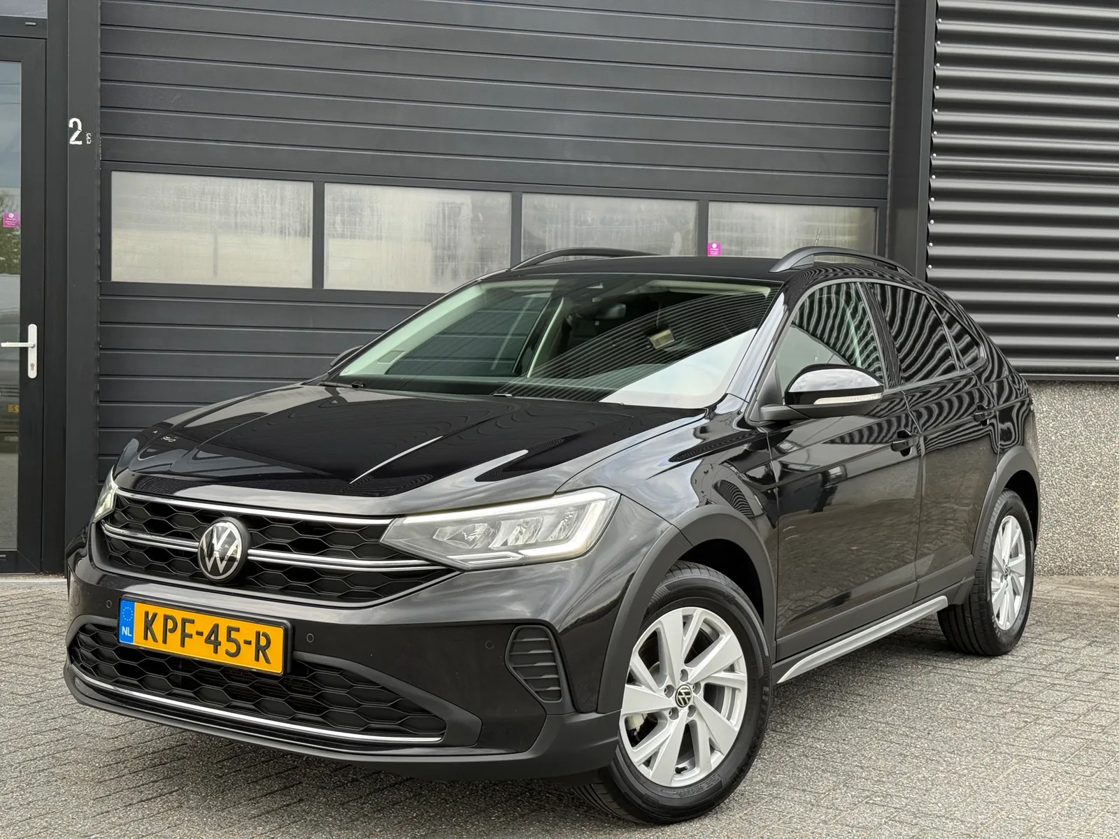 Volkswagen TAIGO (2022) — foto 1