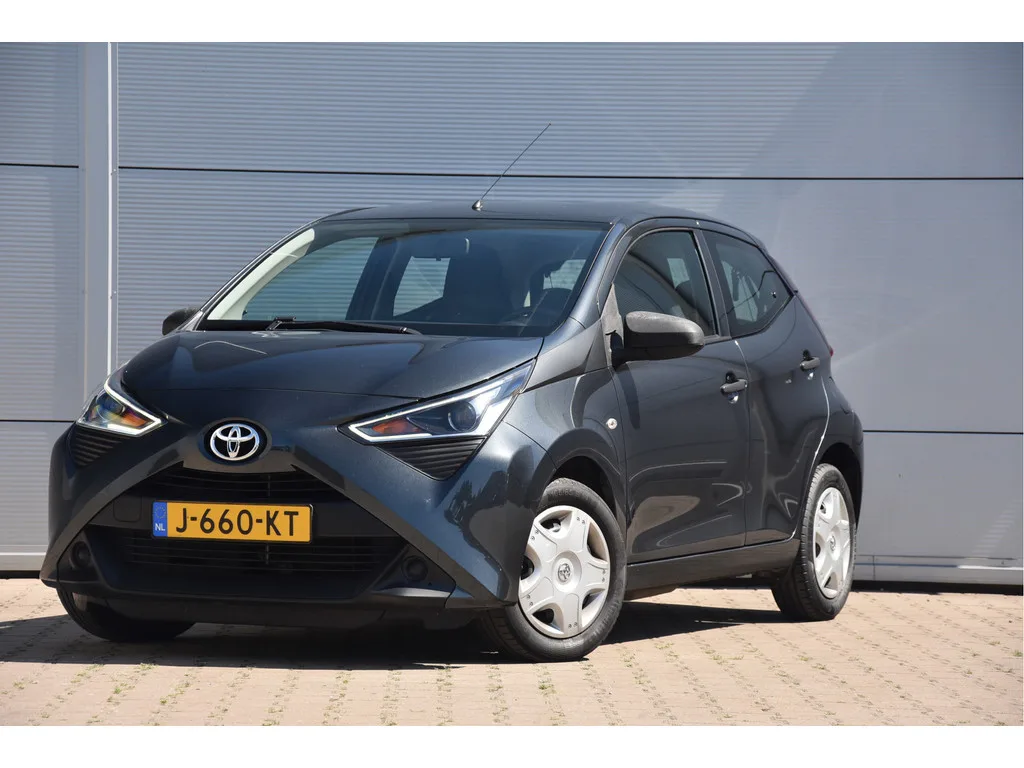 Toyota Aygo (2020) — foto 1
