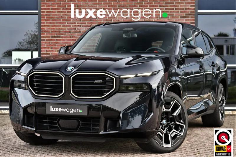 BMW XM (2024)