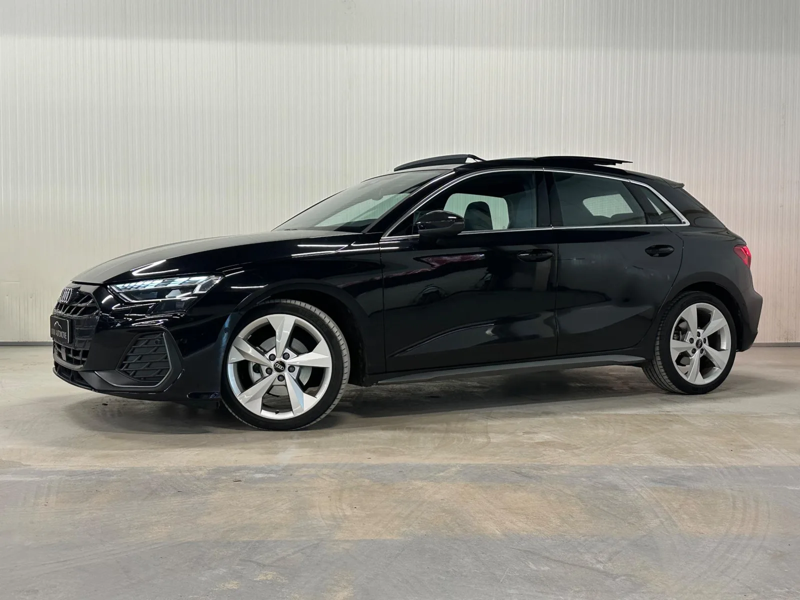 Audi A3 (2024) — foto 1